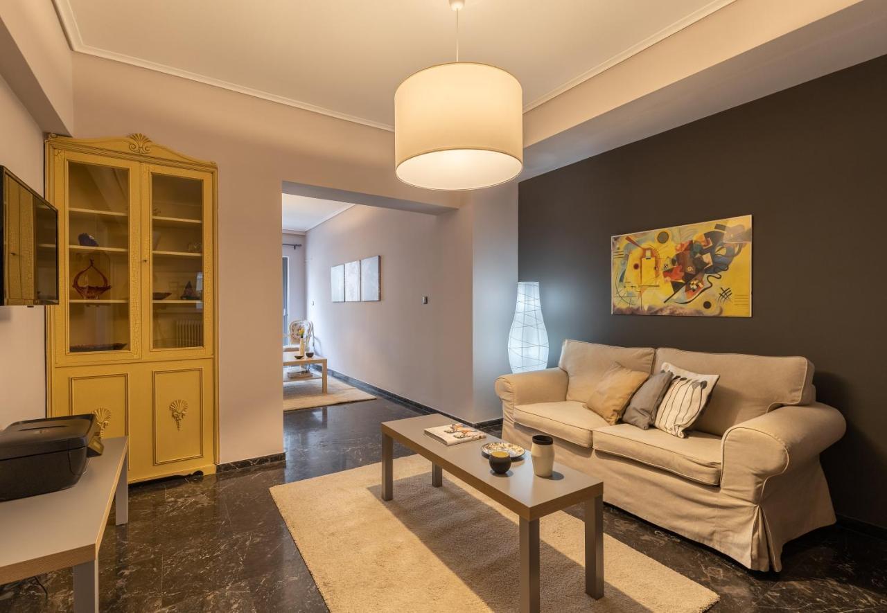 Apartment Tranquil Apt, Behind Caravel Area Athen