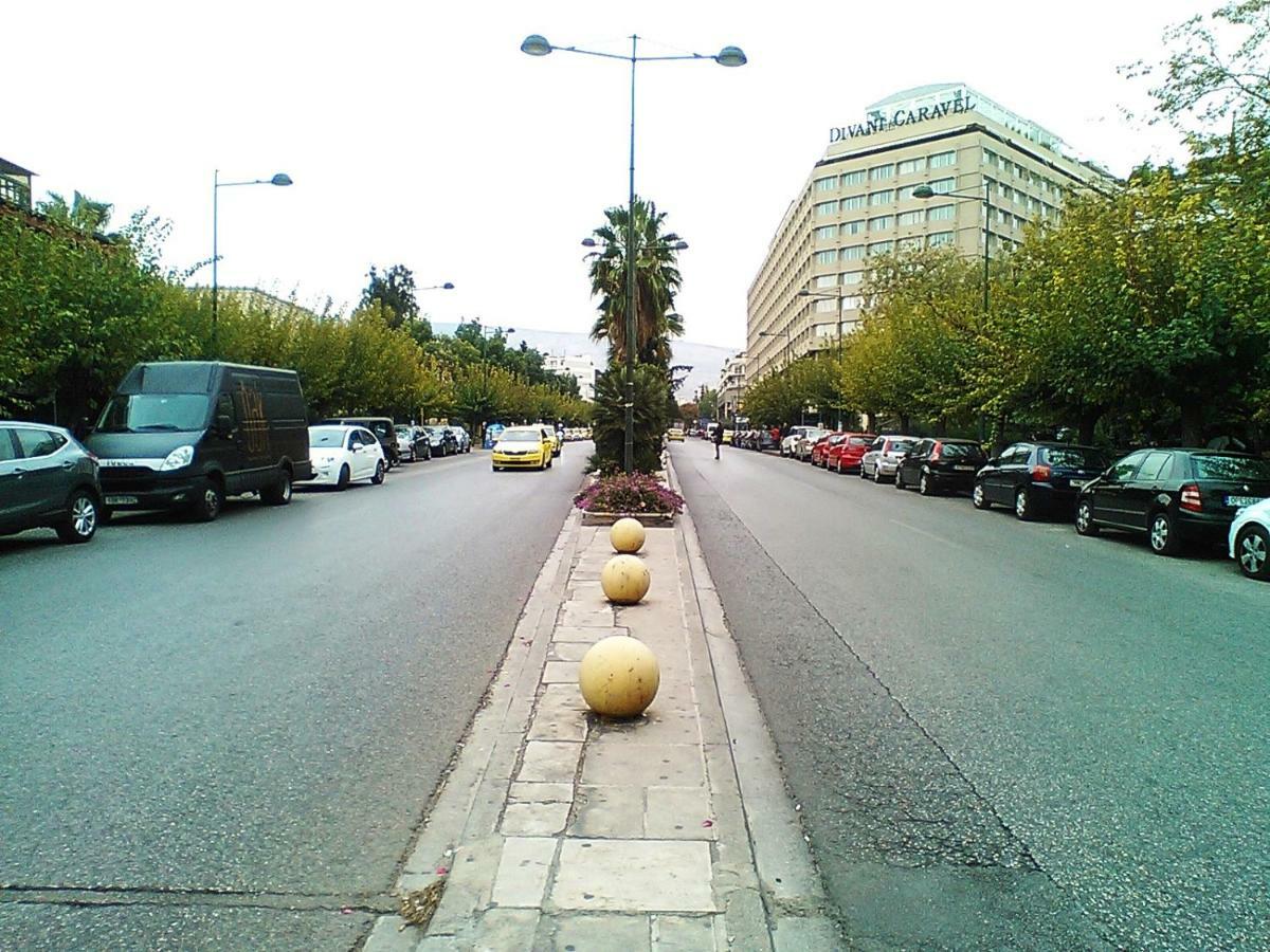 Tranquil Apt, Behind Caravel Area Apartment Athen