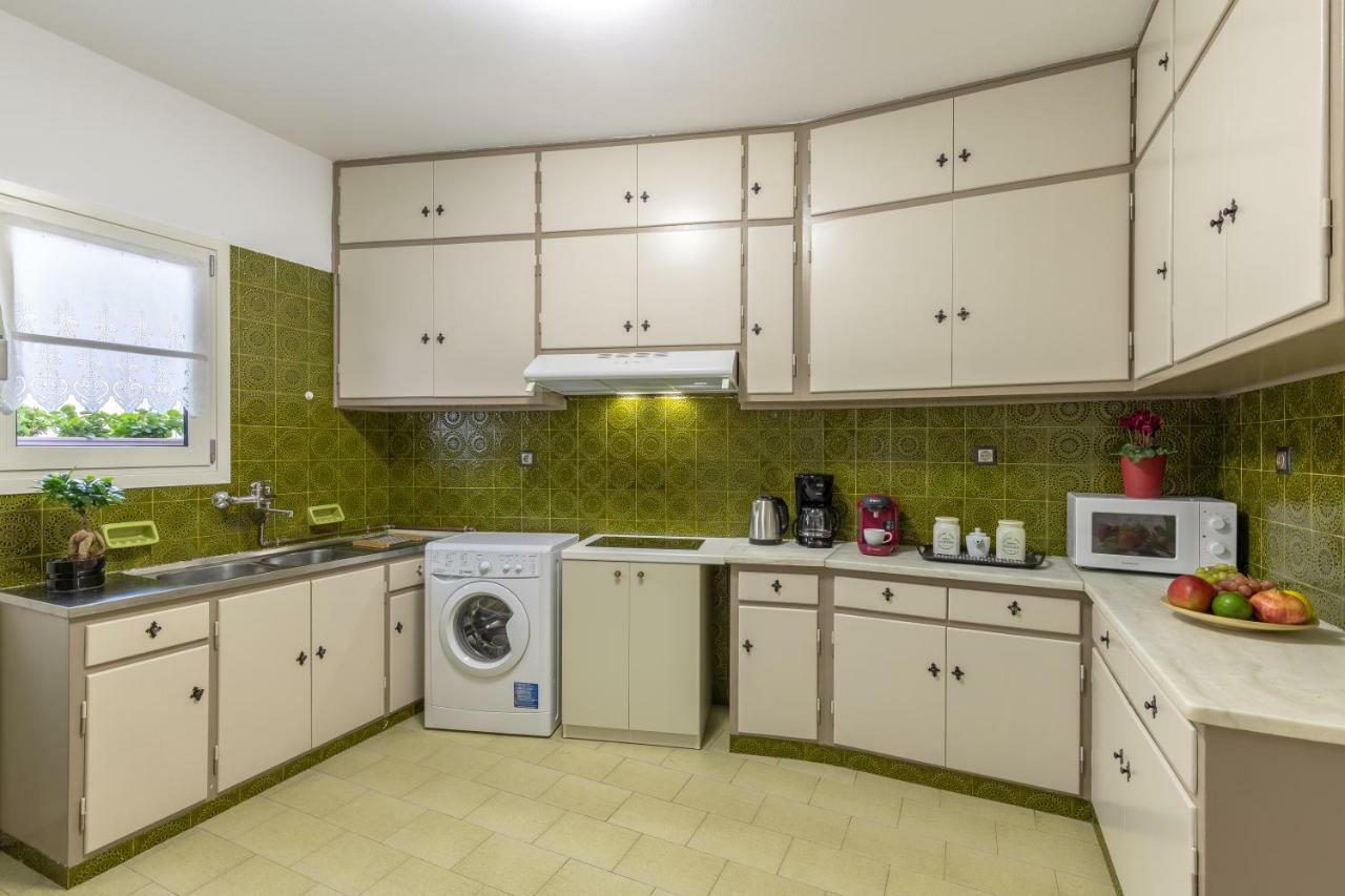 Tranquil Apt, Behind Caravel Area Athen